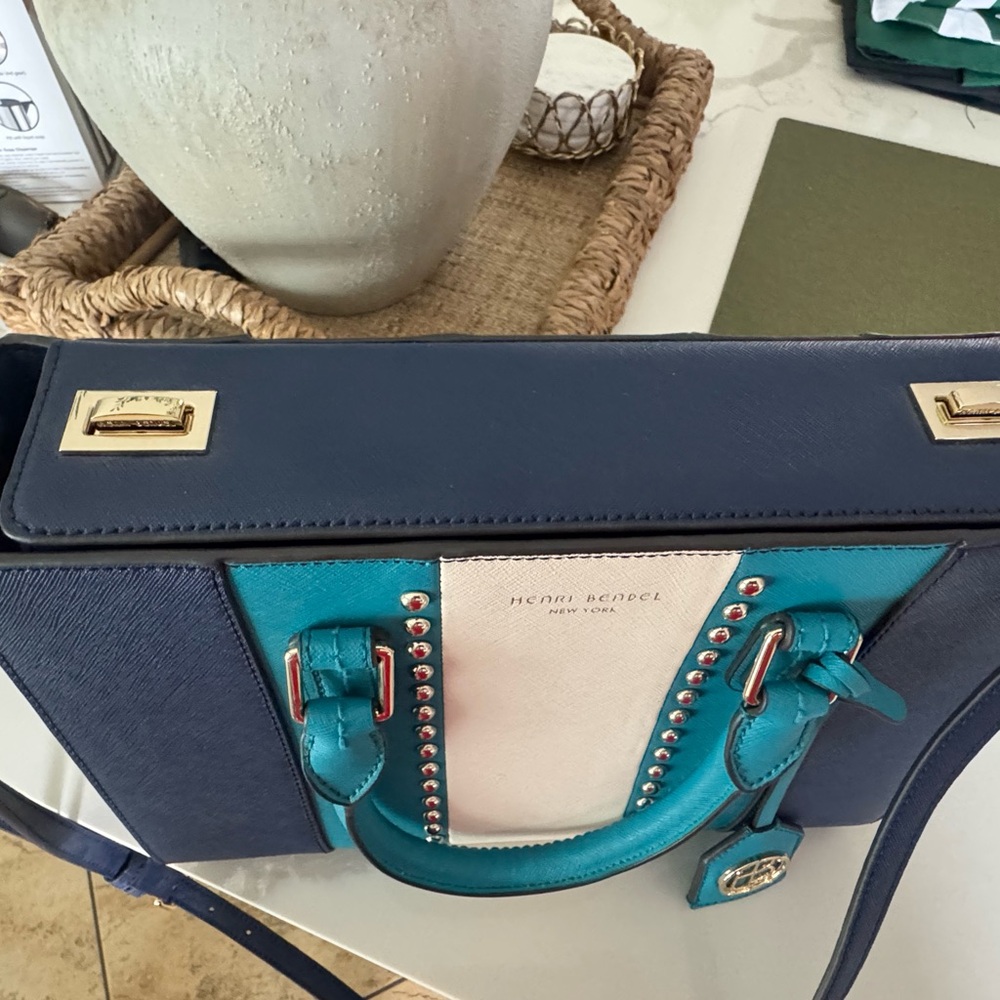 Henri Bendel Navy and Teal Satchel - Picture 3 of 6